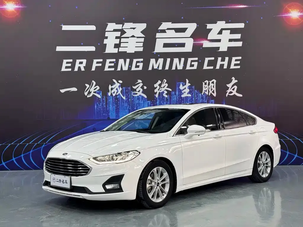Ford Mondeo — фото 1