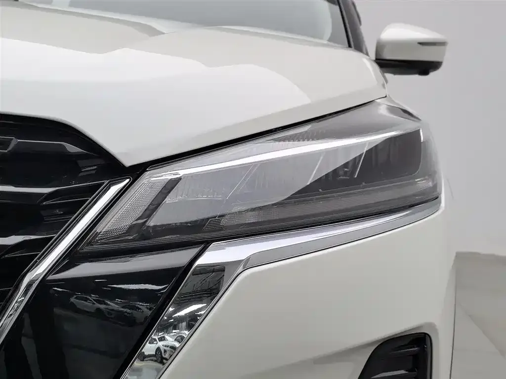 Nissan Kicks — фото 2