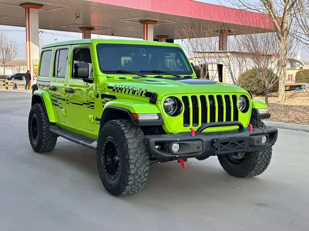 Jeep Wrangler — фото 7