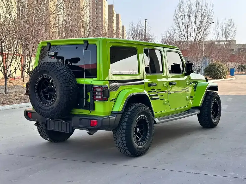 Jeep Wrangler — фото 5