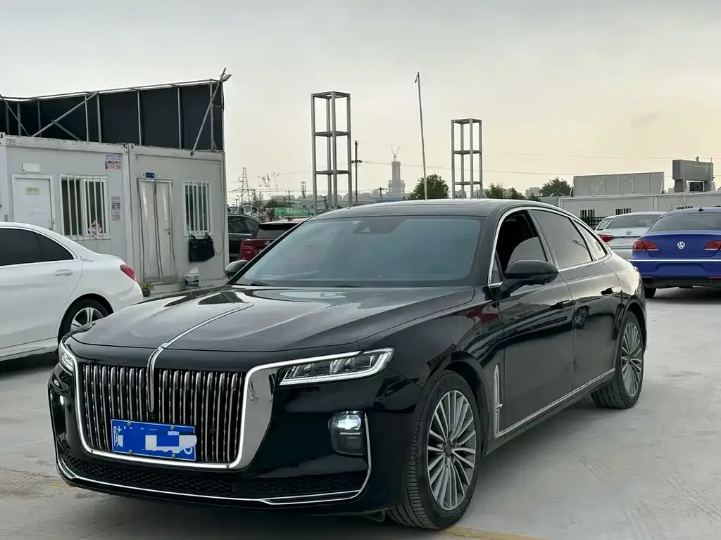 Hongqi H9 — фото 1