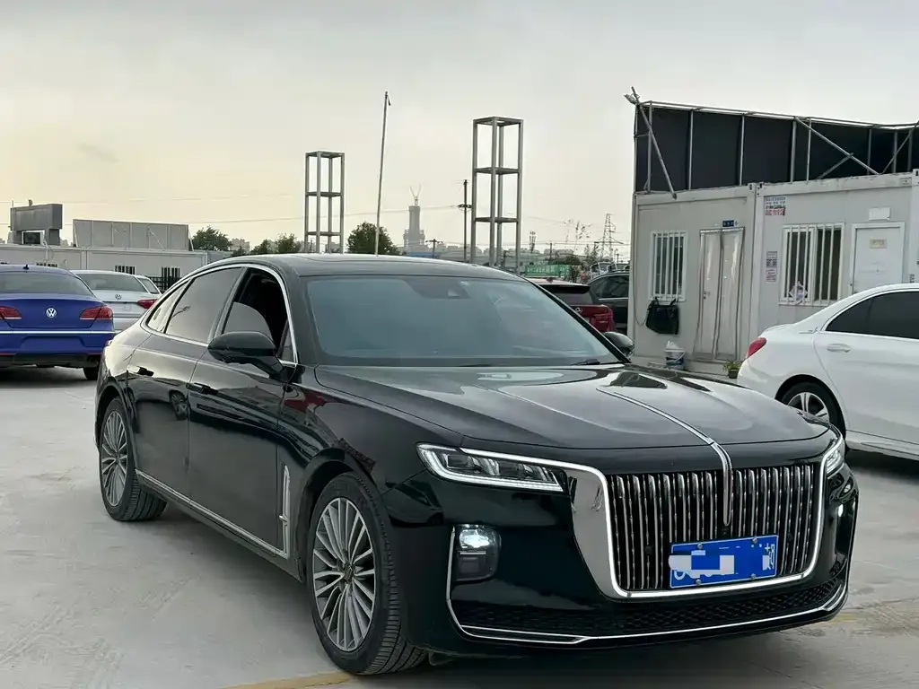 Hongqi H9 — фото 8