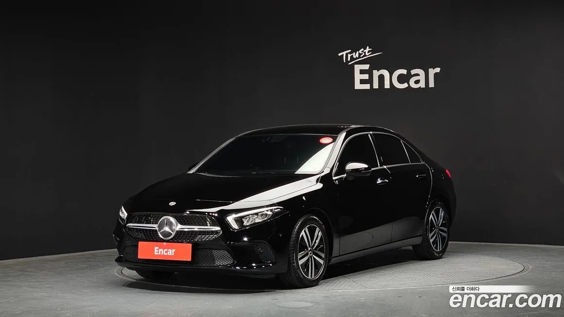 Mercedes-Benz A-Class — фото 1