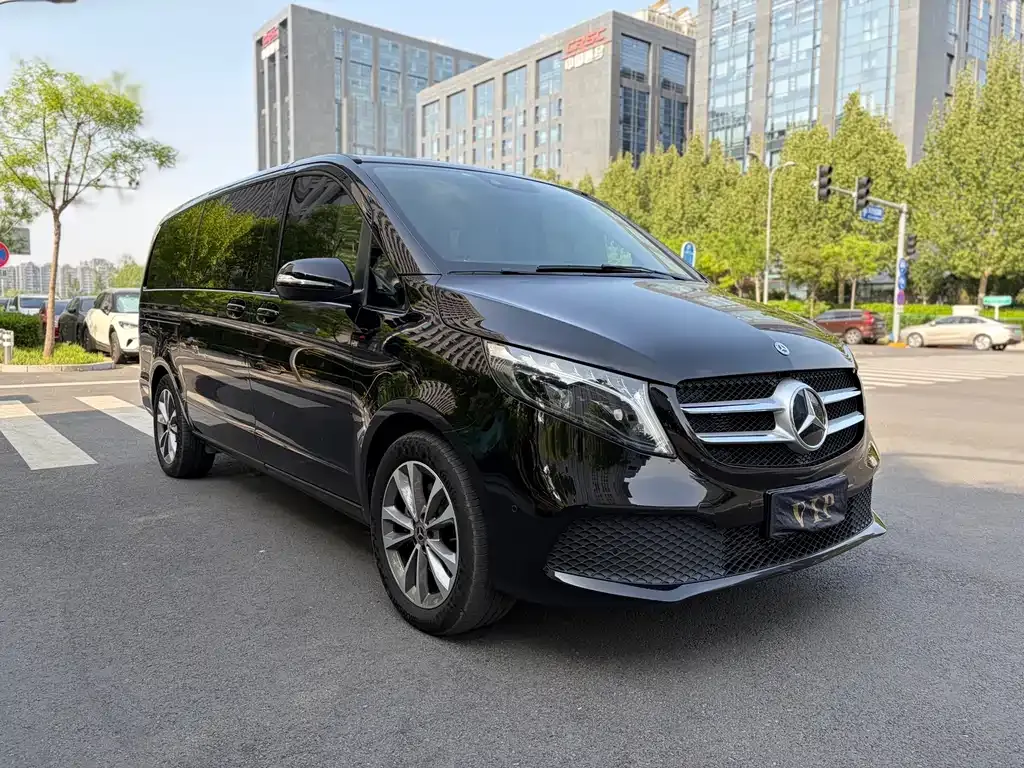 Mercedes-Benz V-Class — фото 5