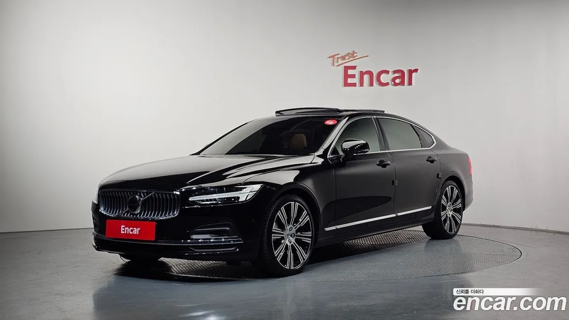 Volvo S90 — фото 1
