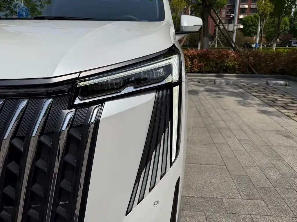GAC Motor Trumpchi M8 — фото 9