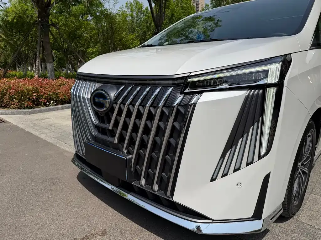 GAC Motor Trumpchi M8 — фото 7