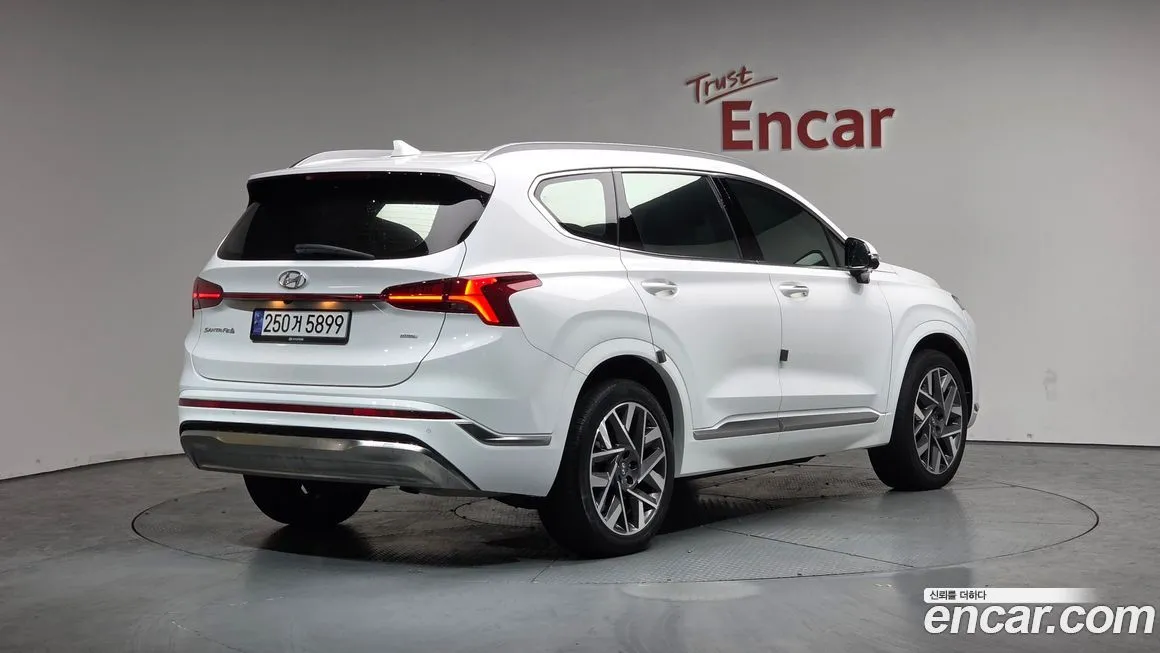 Hyundai Santafe — фото 5
