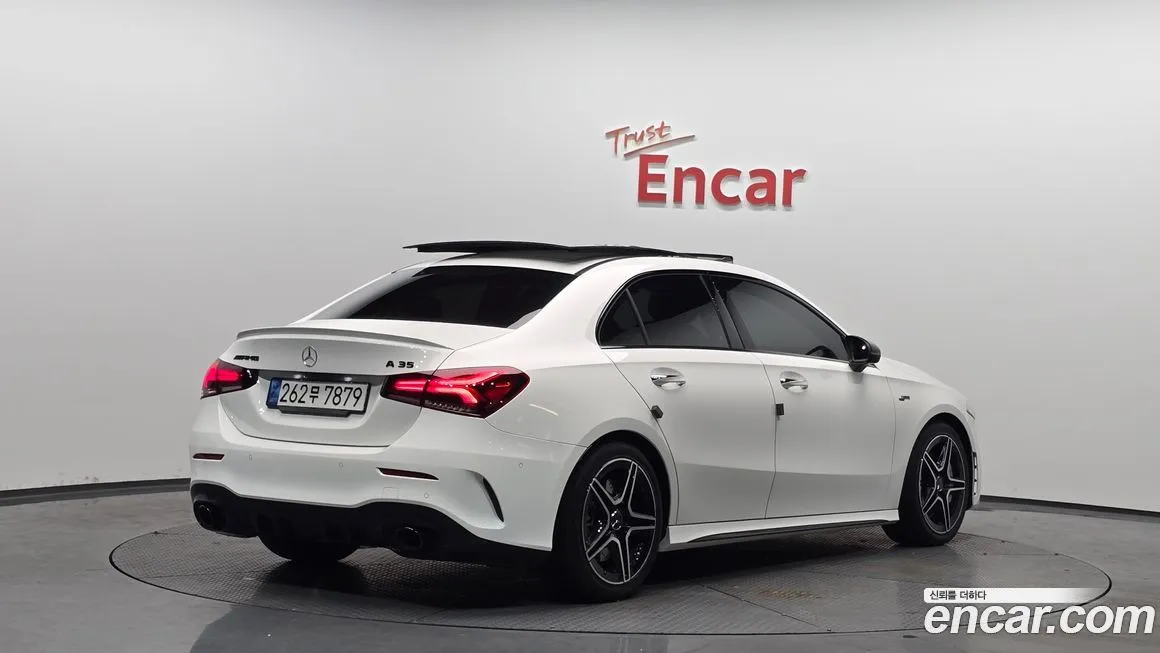 Mercedes-Benz A-Class — фото 9