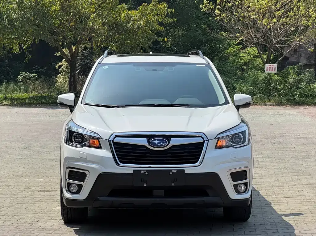 Subaru Forester — фото 3
