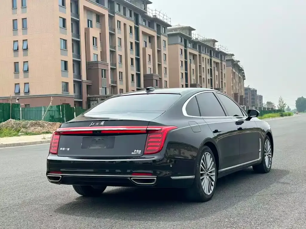 Hongqi H9 — фото 8
