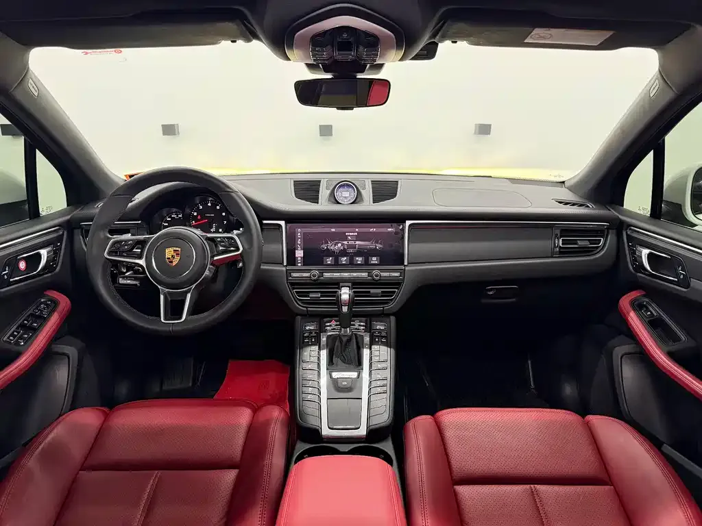 Porsche Macan — фото 2