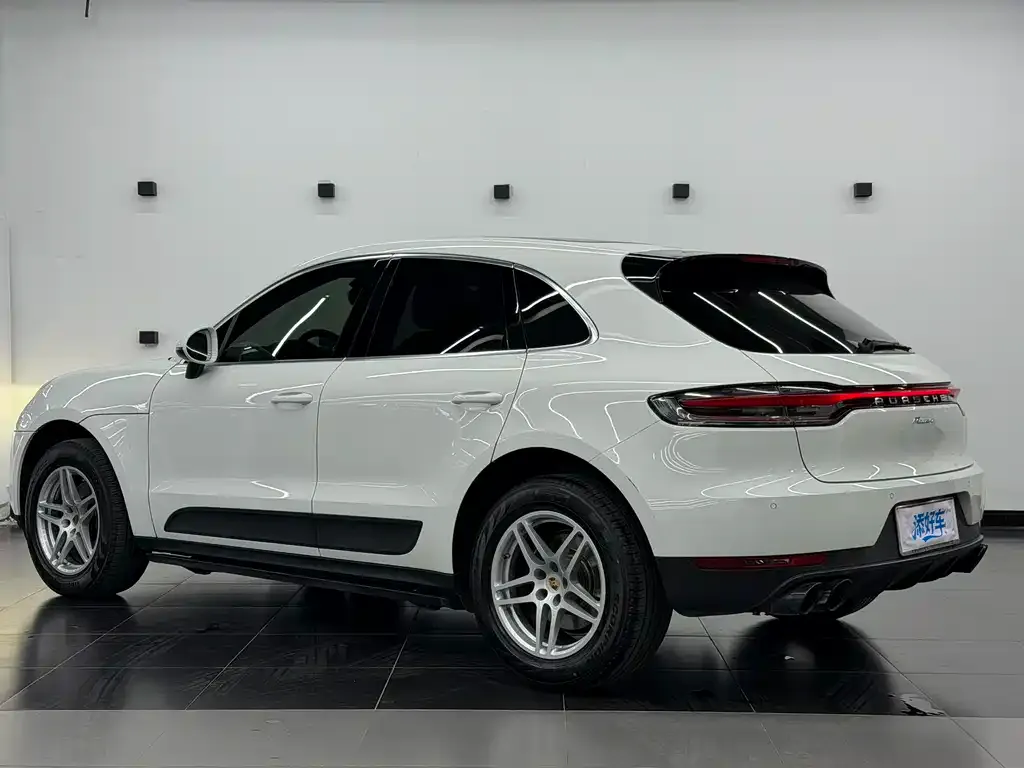 Porsche Macan — фото 6