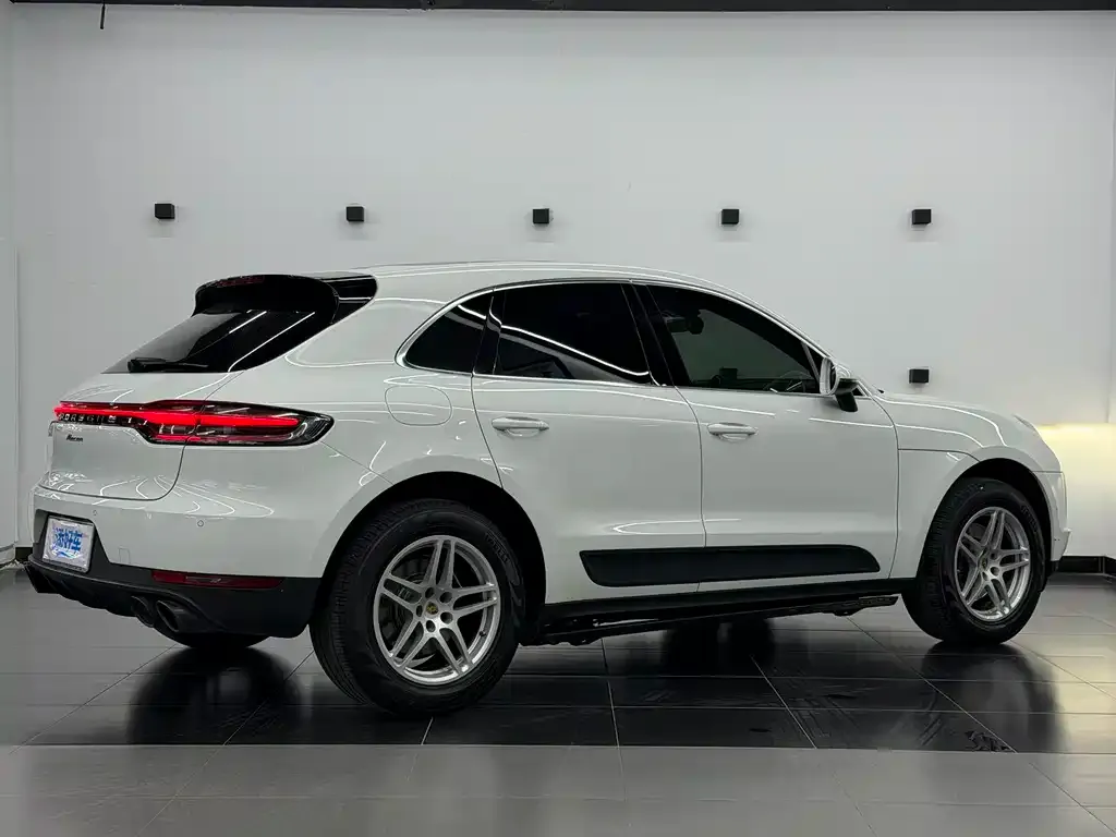 Porsche Macan — фото 4