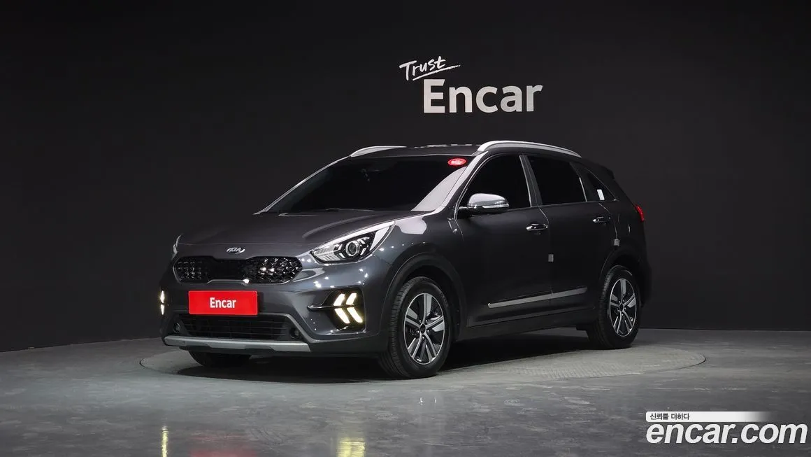 Kia Niro — фото 1