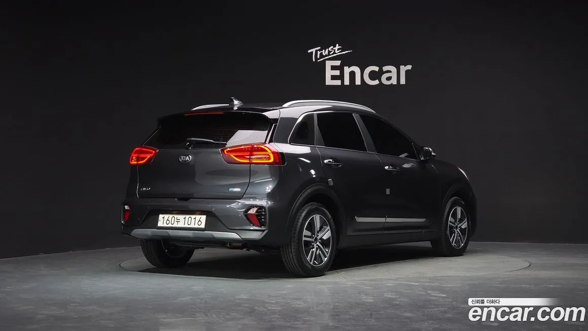 Kia Niro — фото 2