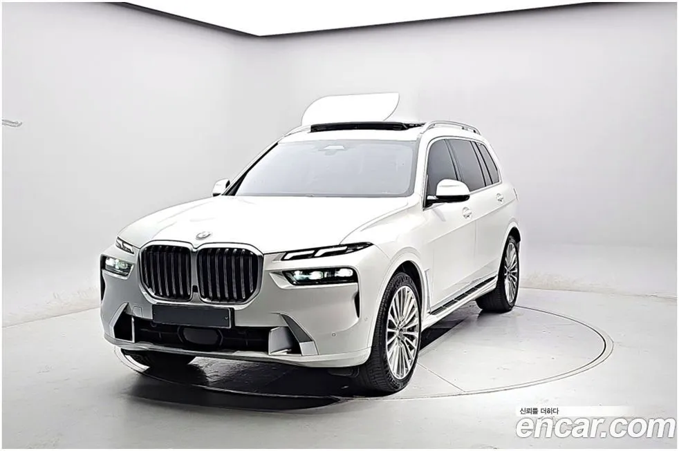 BMW X7 — фото 1