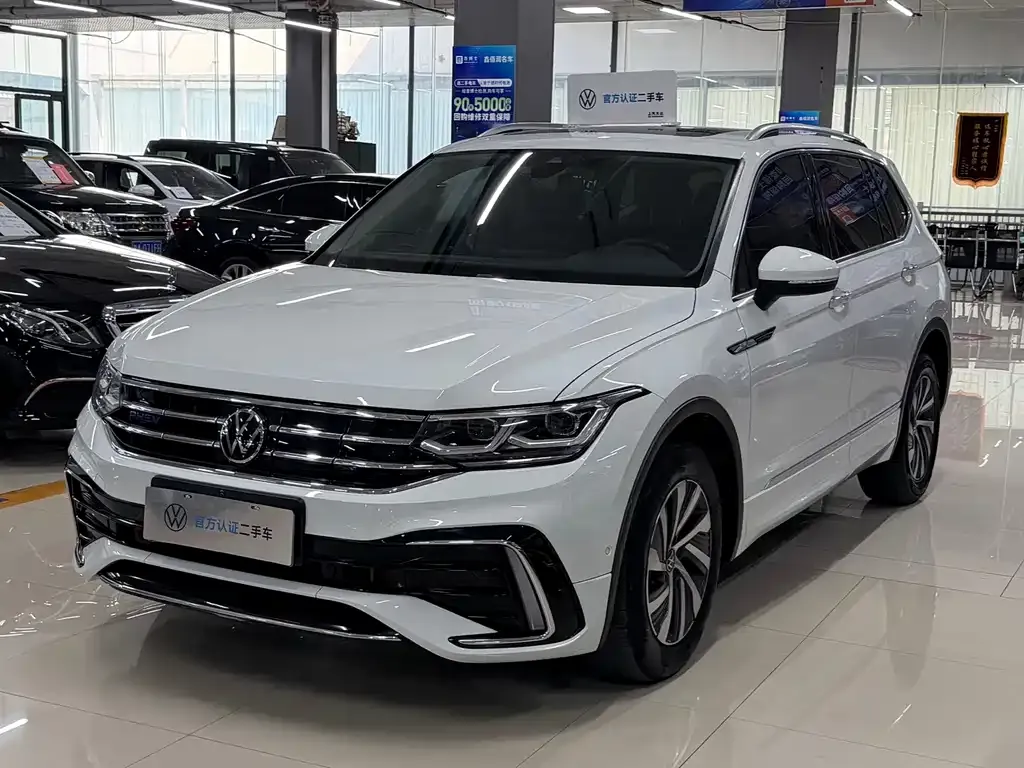 Volkswagen Tiguan L New Energy — фото 1