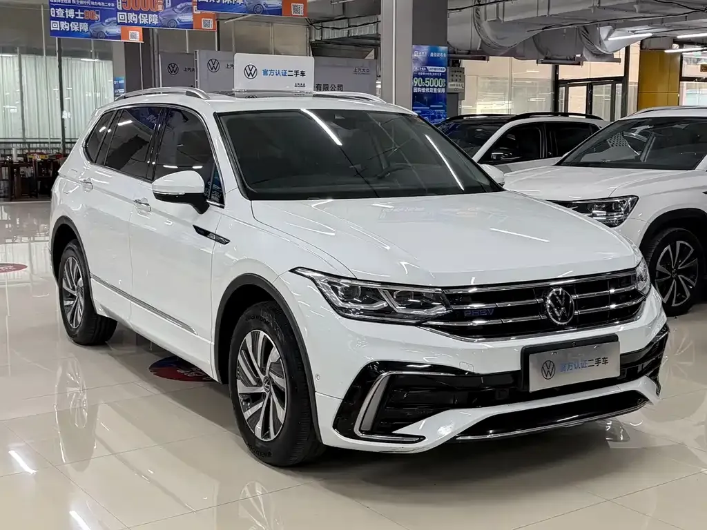 Volkswagen Tiguan L New Energy — фото 9
