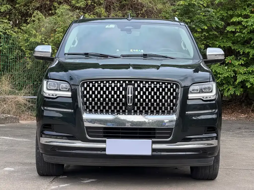 Lincoln Navigator — фото 9