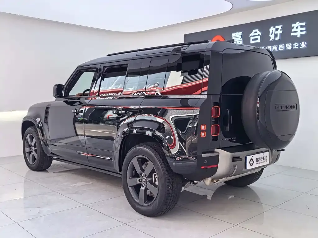 Land Rover Defender — фото 5