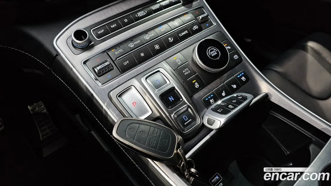 Hyundai Santafe — фото 6