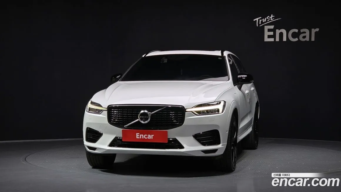 Volvo XC60 — фото 2