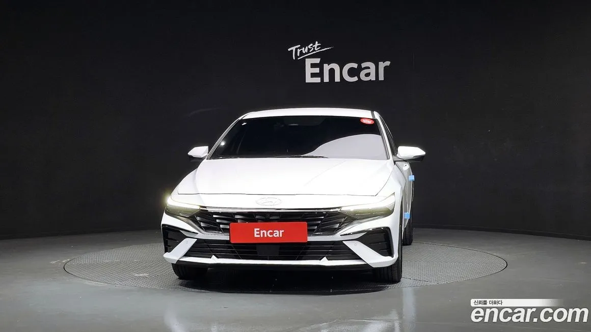 Hyundai AVANTE — фото 2