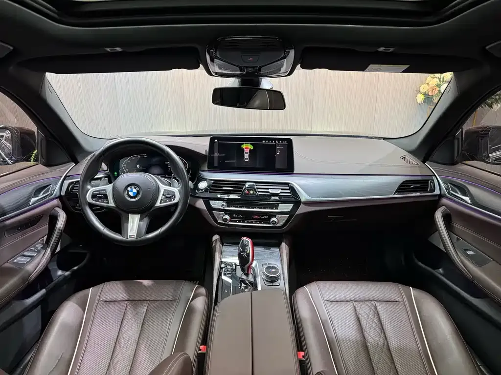 BMW 5 Series — фото 3