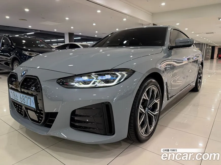 BMW i4 — фото 1