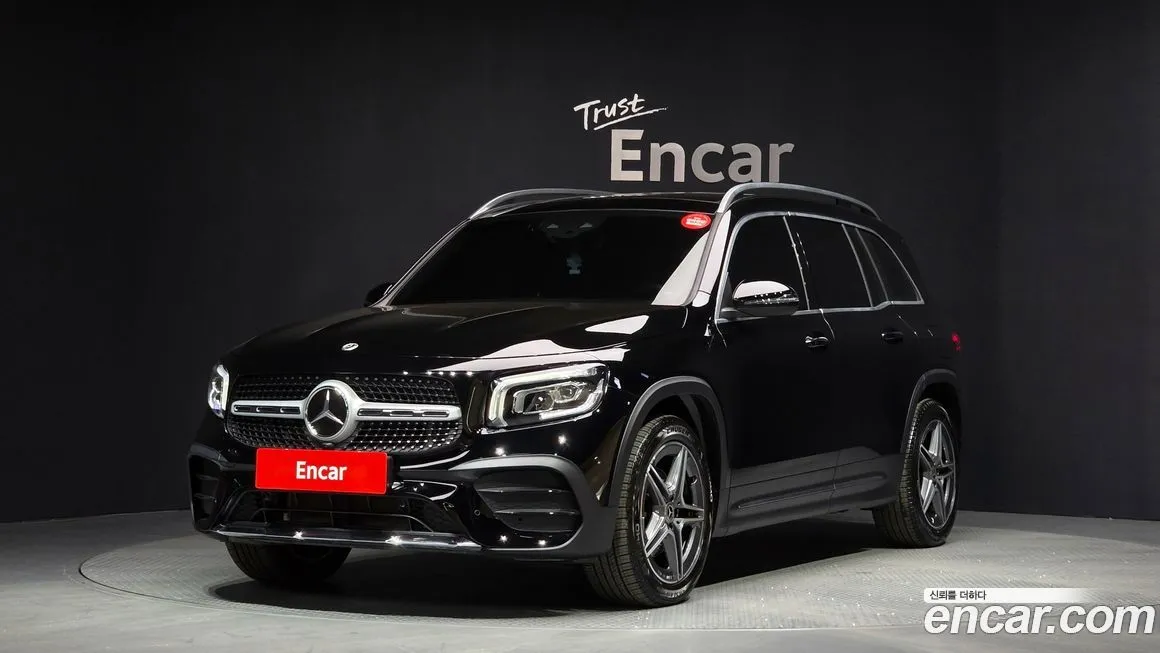Mercedes-Benz GLB-Class — фото 1
