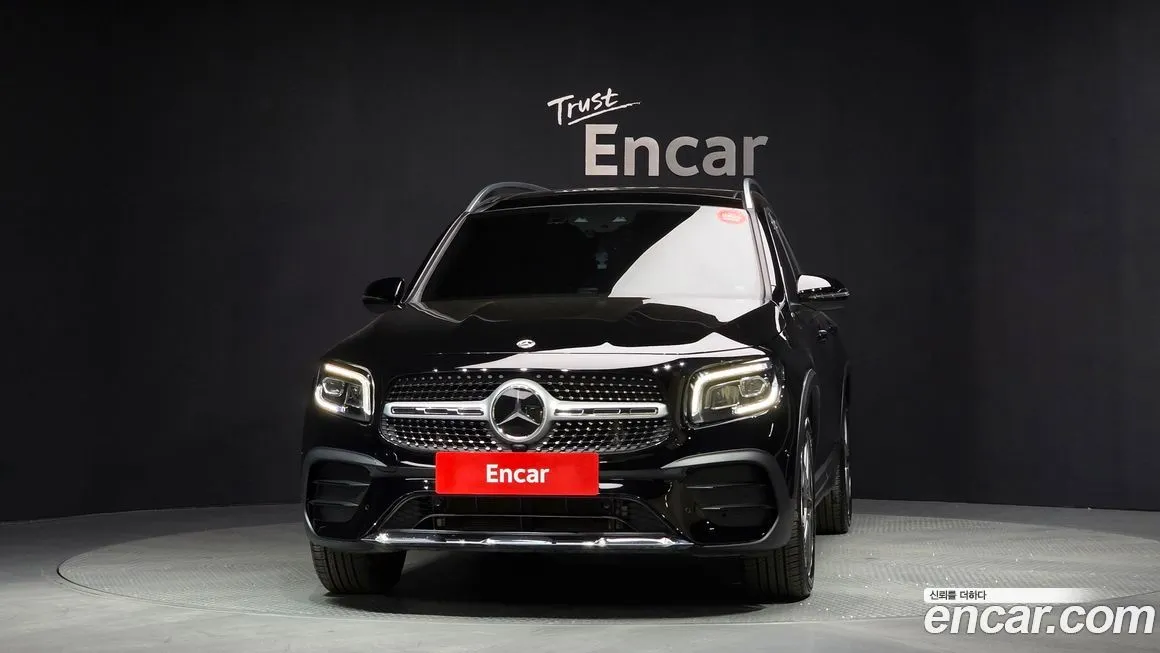 Mercedes-Benz GLB-Class — фото 6