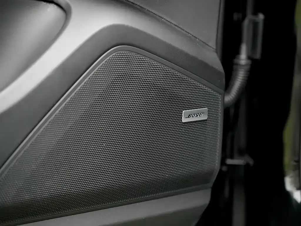 Porsche Cayenne — фото 10