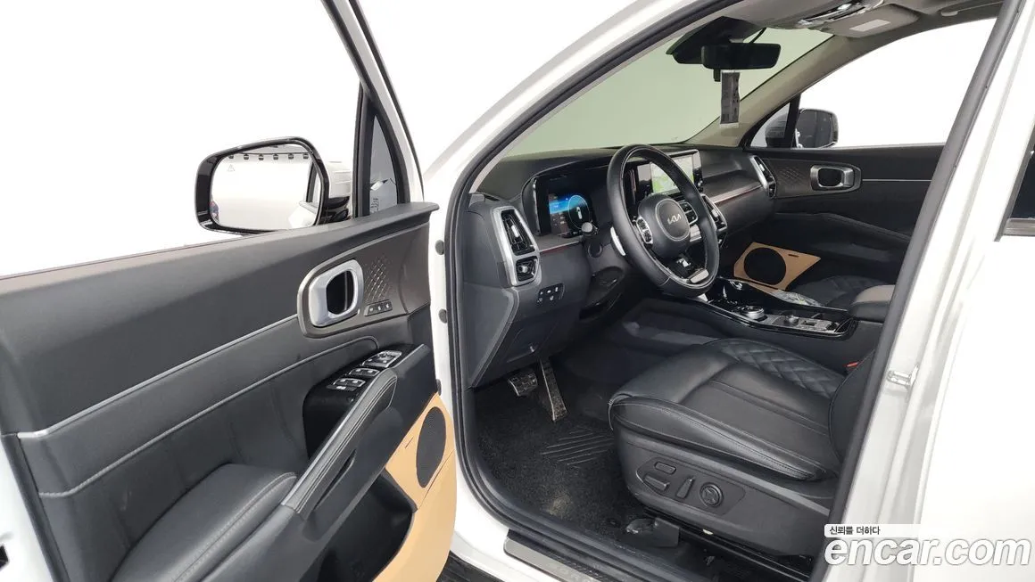 Kia Sorento — фото 9