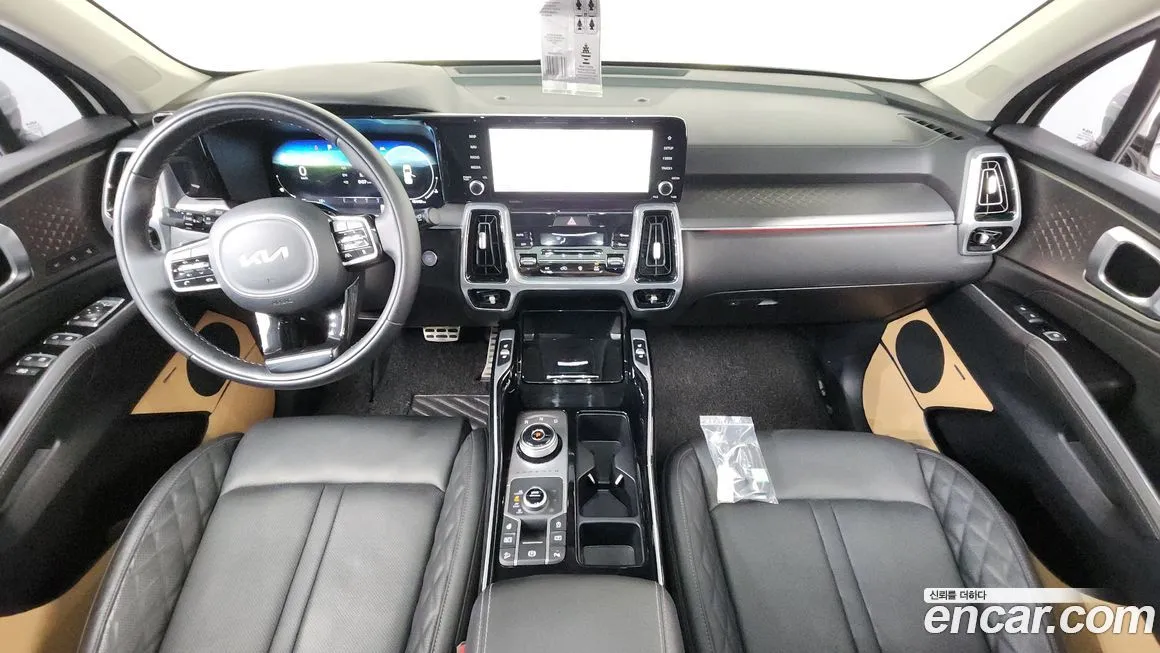 Kia Sorento — фото 10