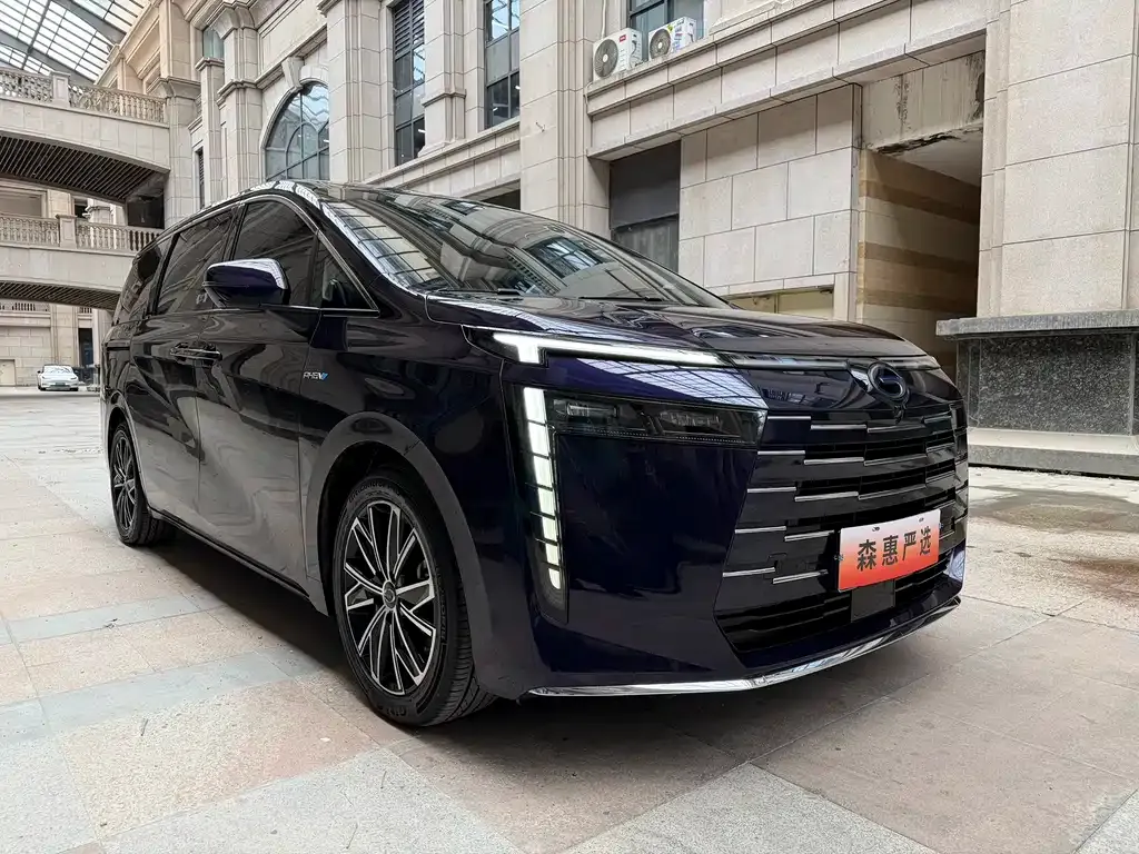 GAC Motor E8 Hybrid — фото 9