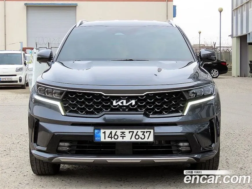 Kia Sorento — фото 1