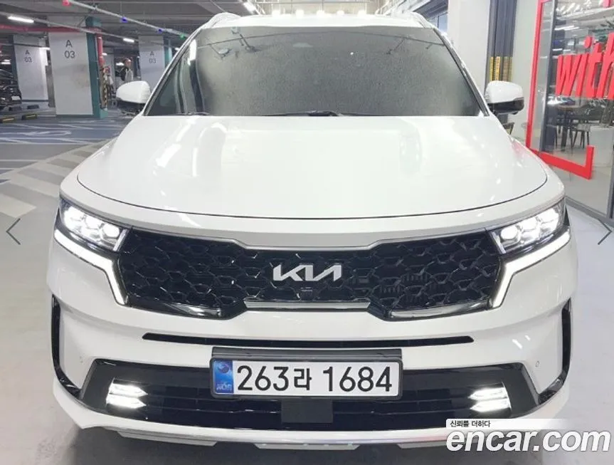 Kia Sorento — фото 10