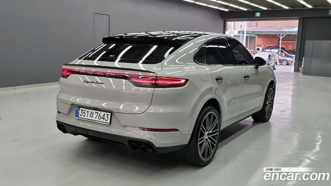 Porsche Cayenne — фото 10