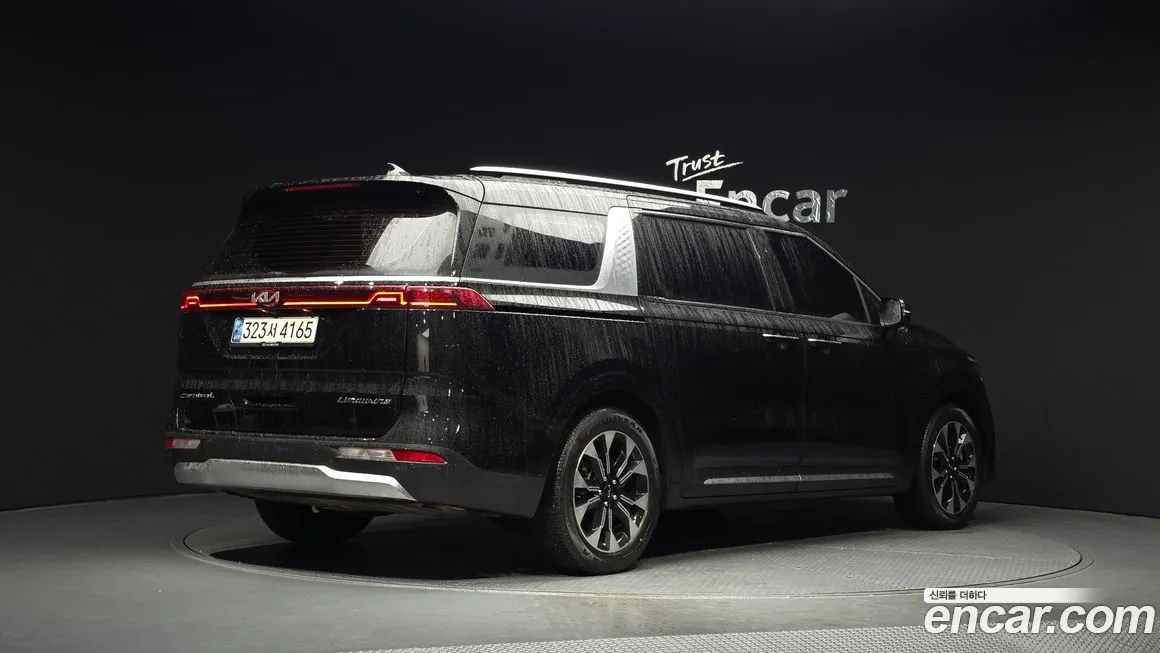 Kia Carnival — фото 4