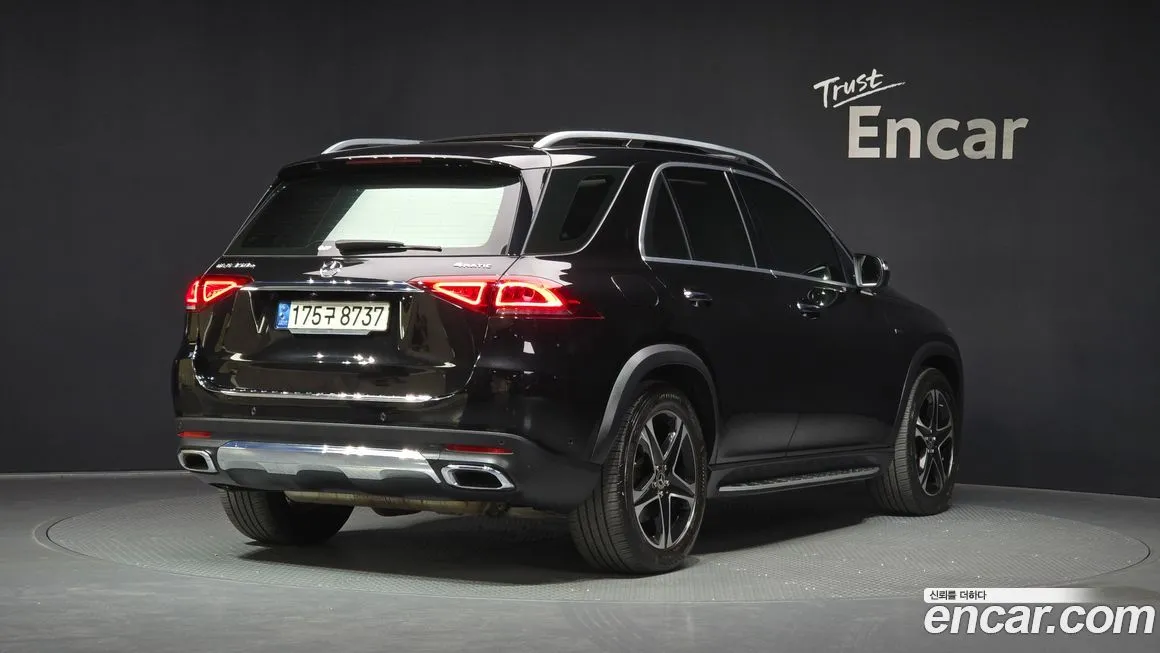 Mercedes-Benz GLE-Class — фото 3