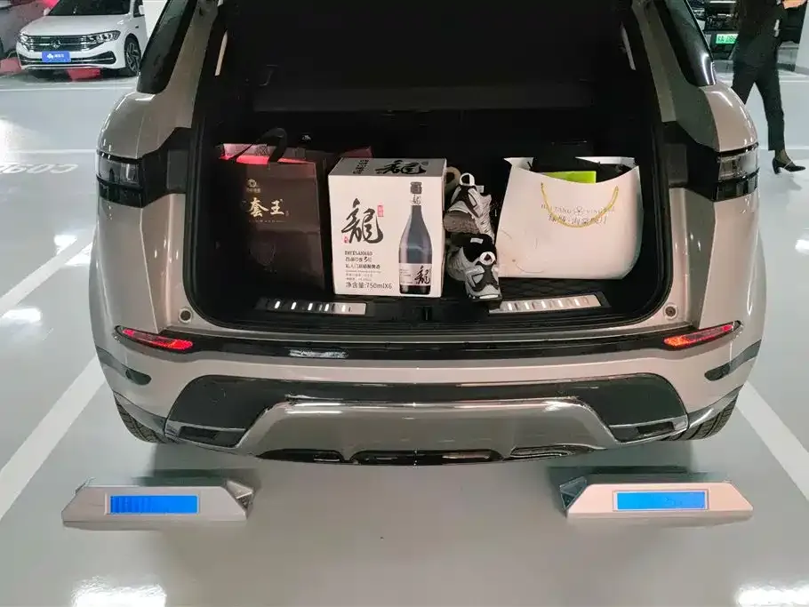 Land Rover Evoque — фото 6