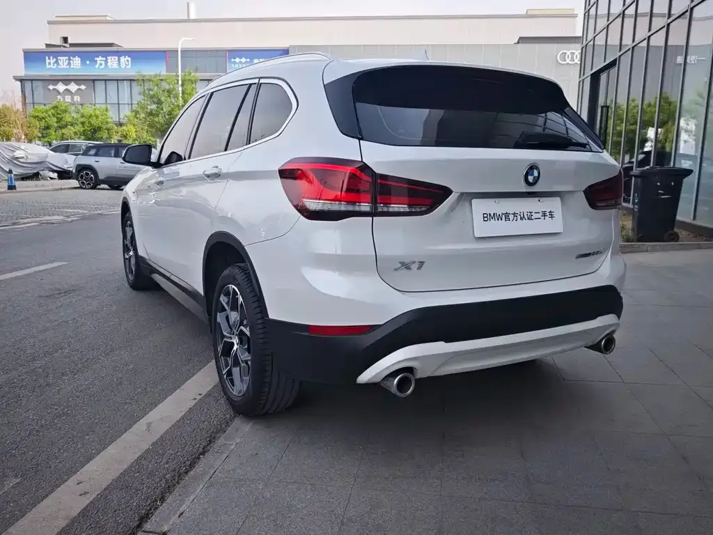 BMW X1 — фото 4
