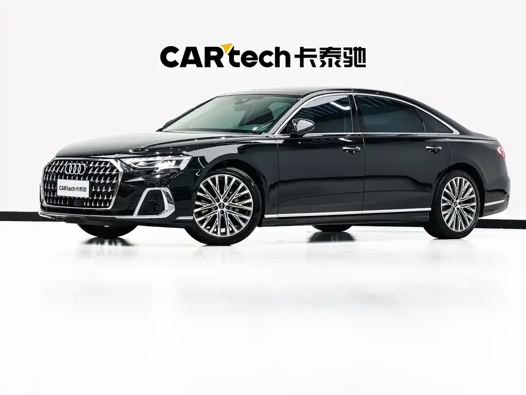 Audi A8 — фото 1