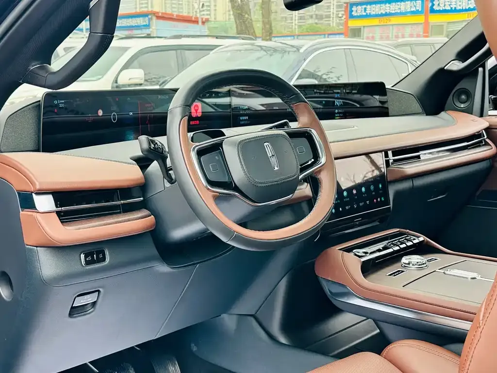 Lincoln Navigator — фото 9