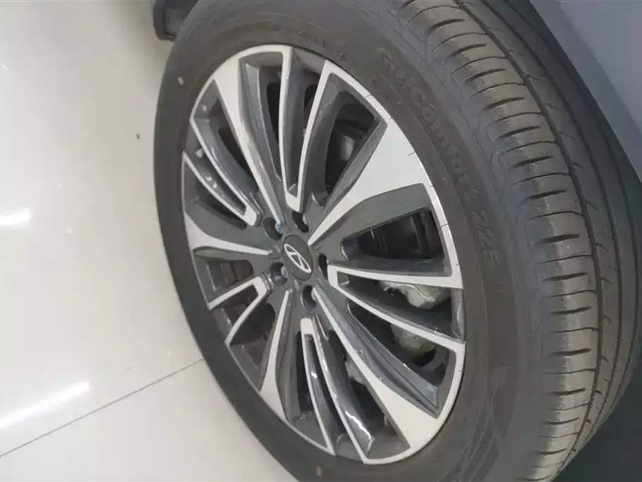 Chery Tiggo 8 PRO — фото 2