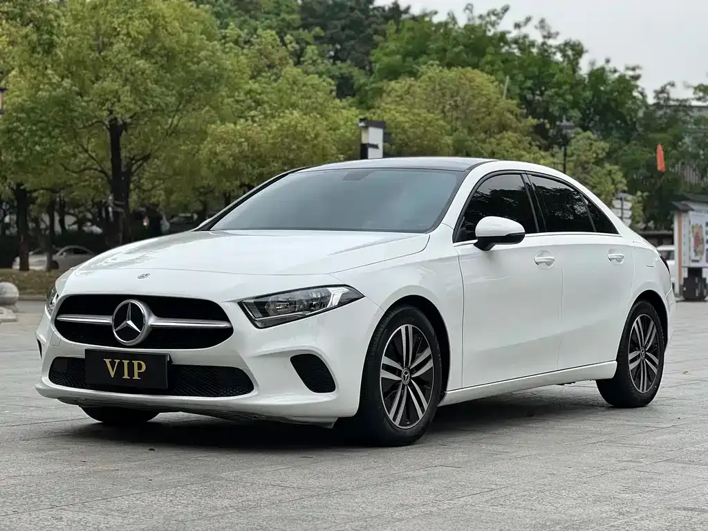 Mercedes-Benz A-Class — фото 1