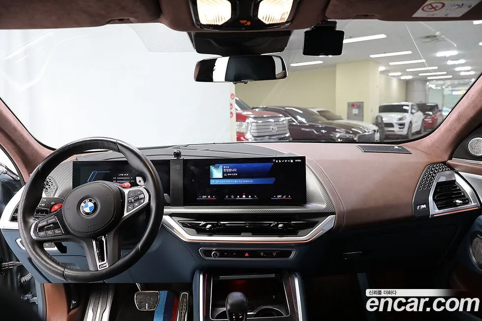 BMW XM — фото 8