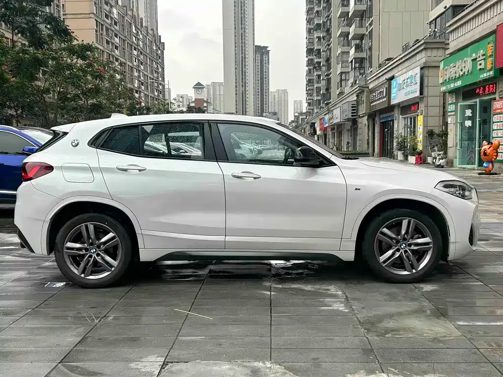 BMW X2 — фото 9