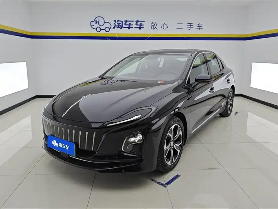 Hongqi E-QM5 — фото 1